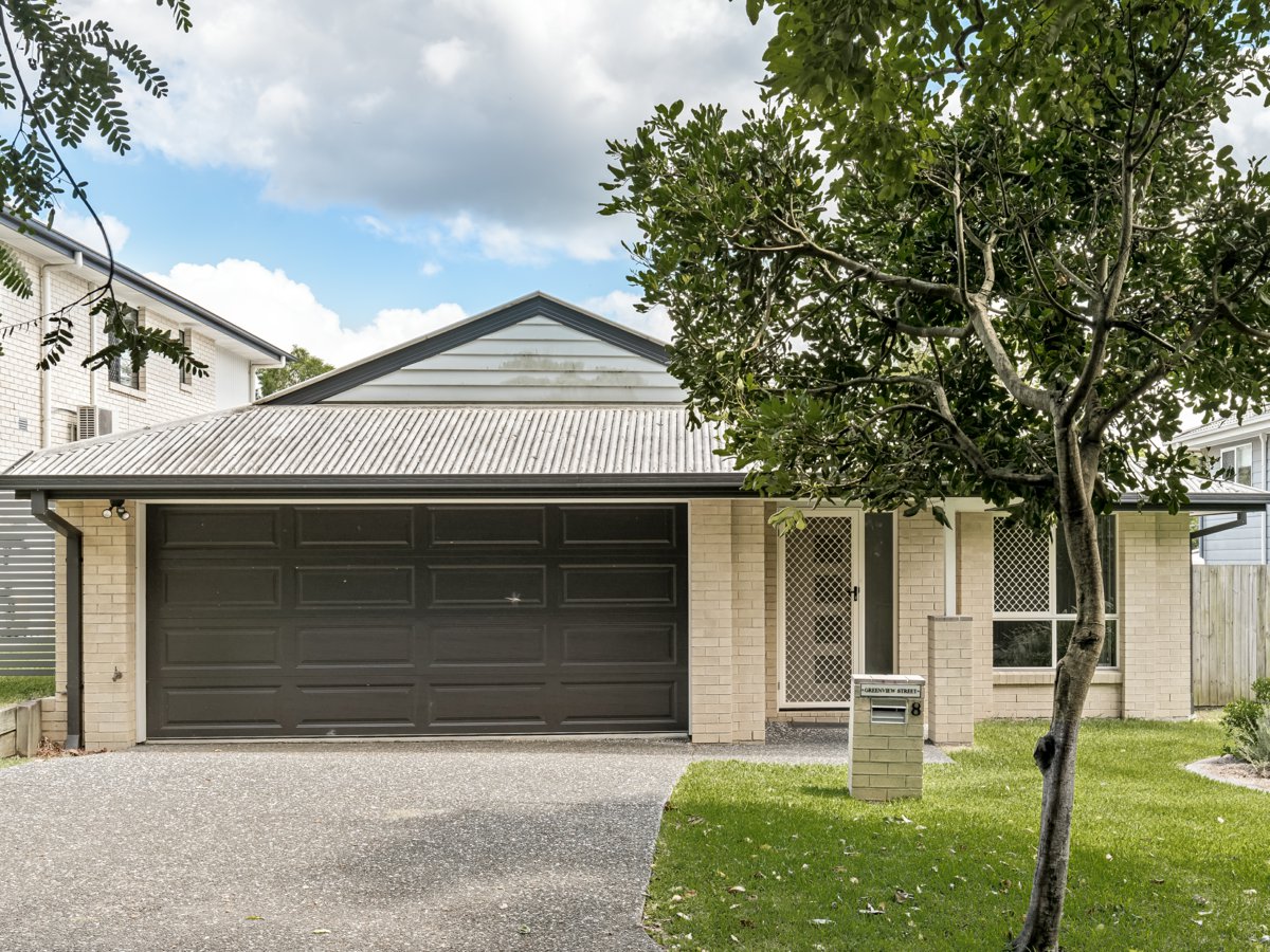 8 Greenview Street, OXLEY