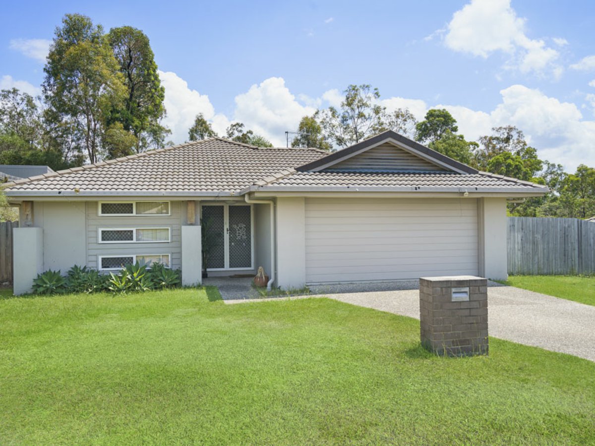 20 Goldenwood Crescent, FERNVALE