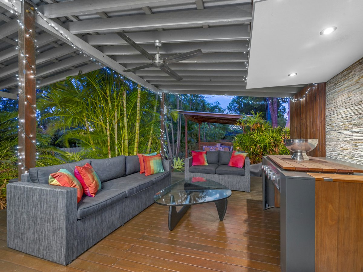 42 Chater Street, CARINA